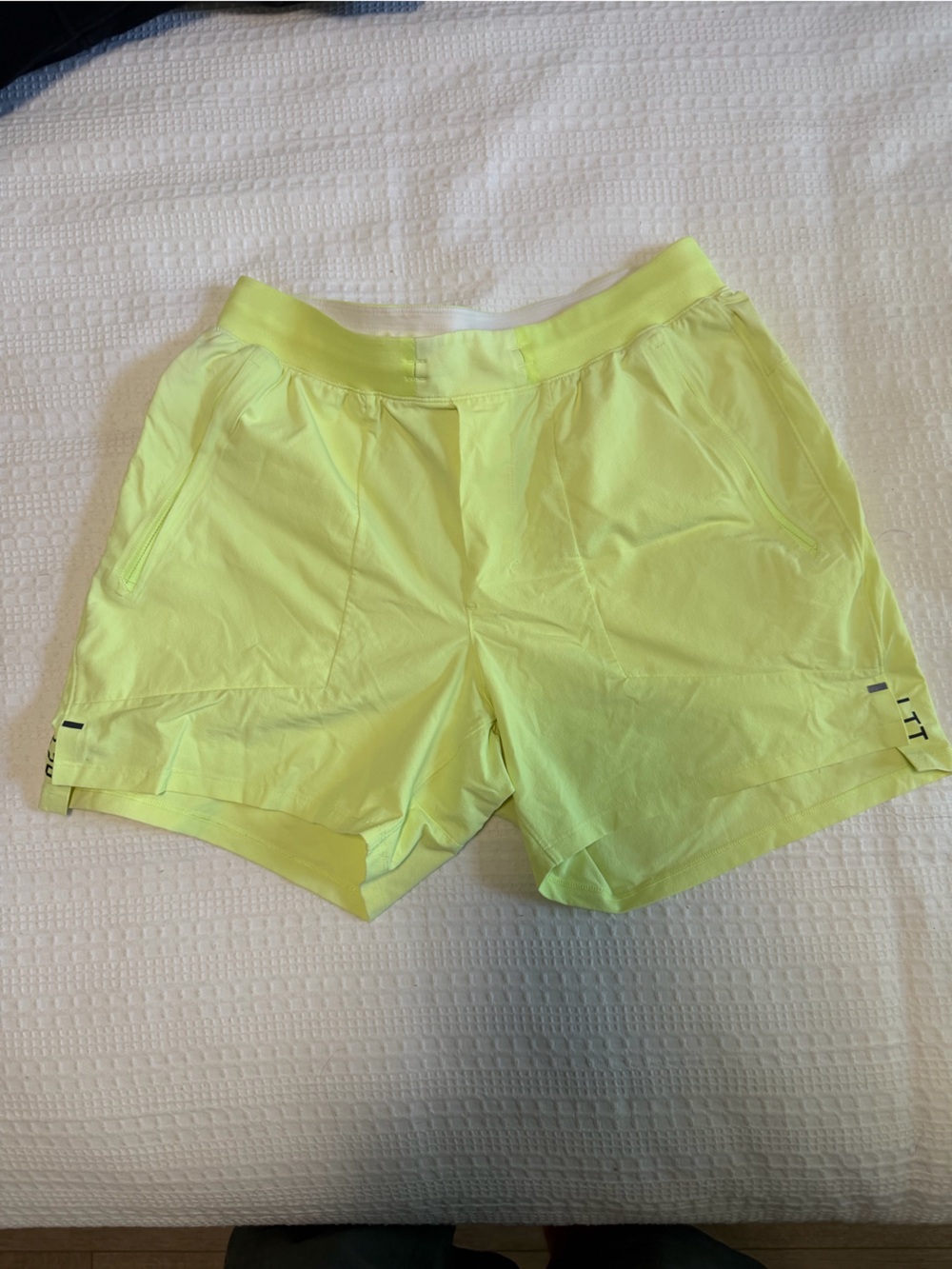 Men’s Lululemon hoochie daddy shorts